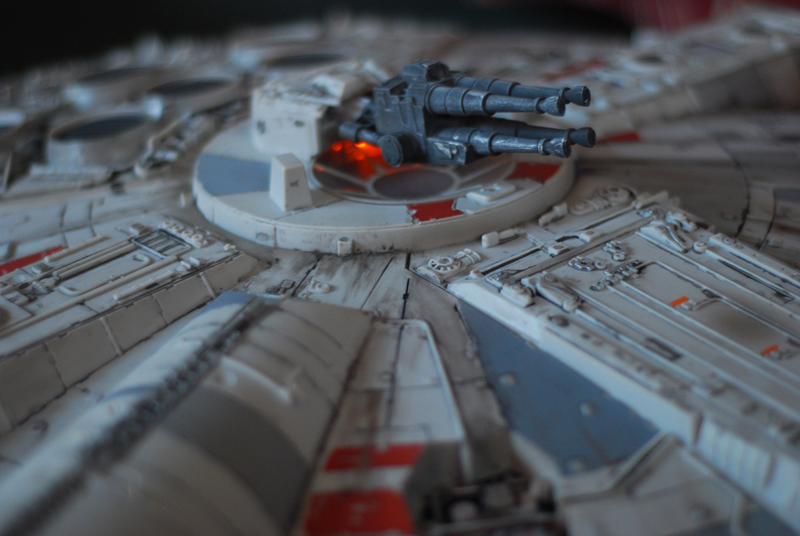 Illustration for article titled Modded Millennium Falcon Can Pass for Real Movie Prop